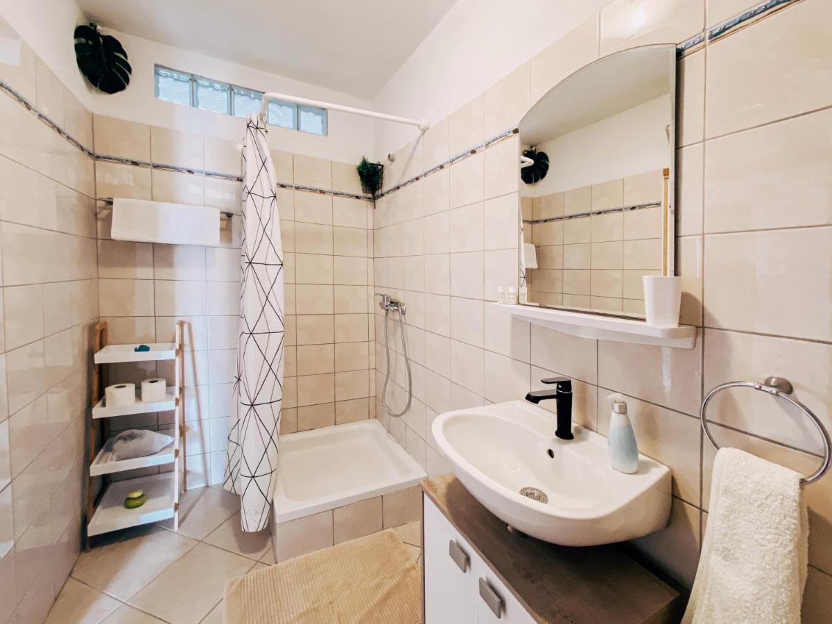 Sali Modern Seaview Apartment ภายนอก รูปภาพ